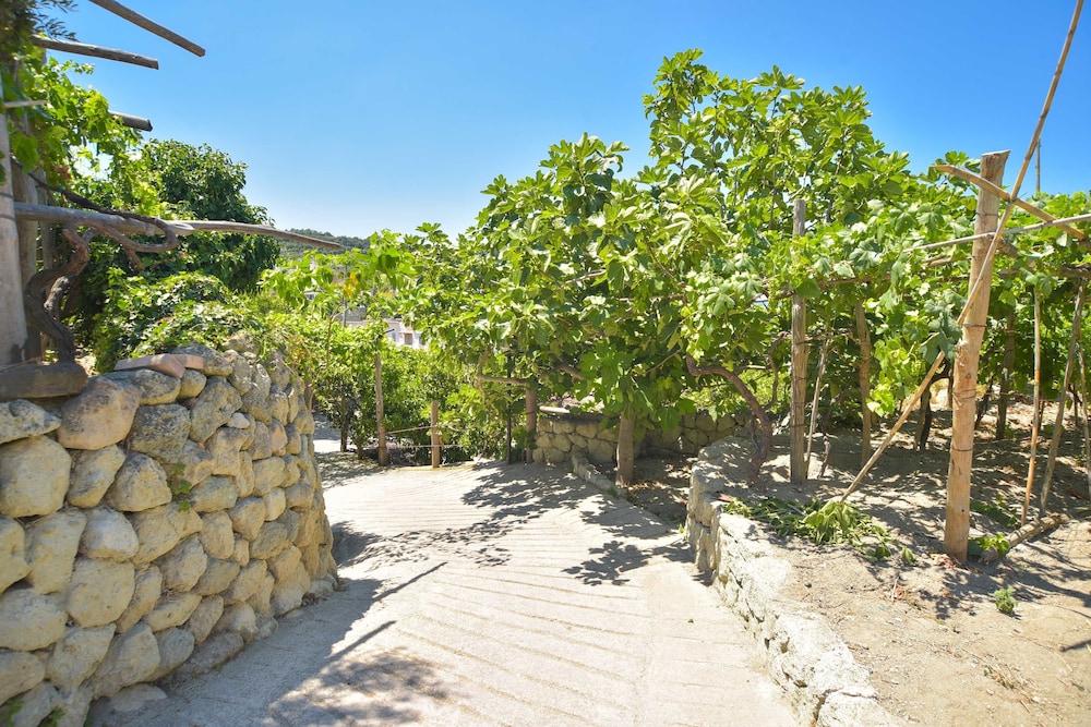 Villa Cimmentorosso 43/51