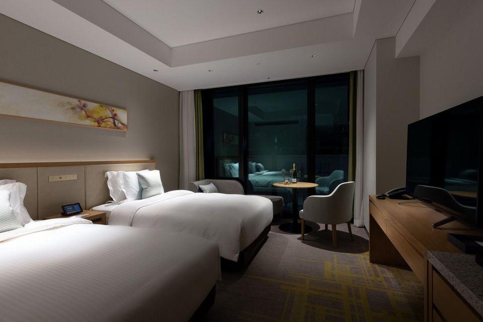 Premium, Superior, 2 Double Beds, Pool Access