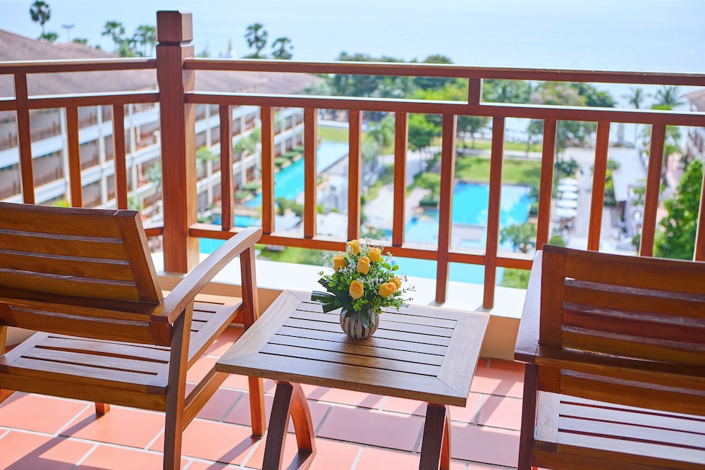 The Heritage Pattaya Beach Resort 53/66