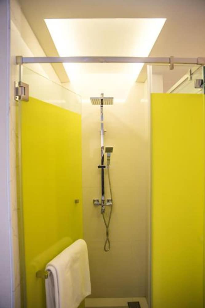 Bangkok Midtown Hotel 50/50