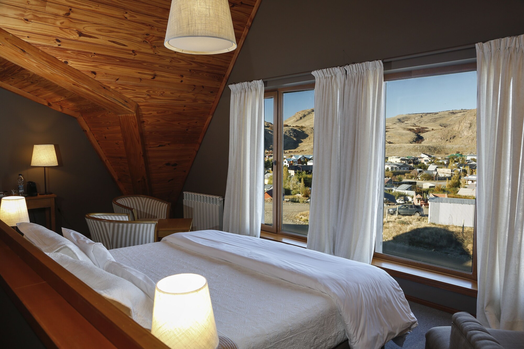 Premium, Double Bed, Valley View