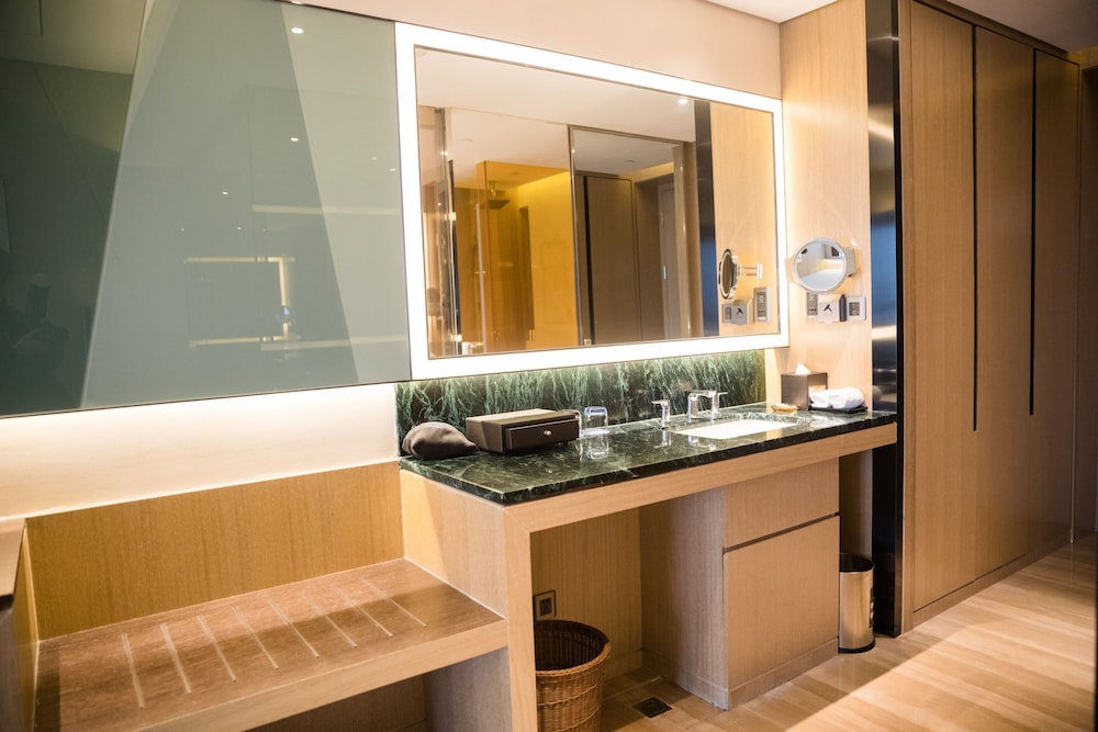 Radisson Blu Shanghai Pudong Jinqiao 58/67