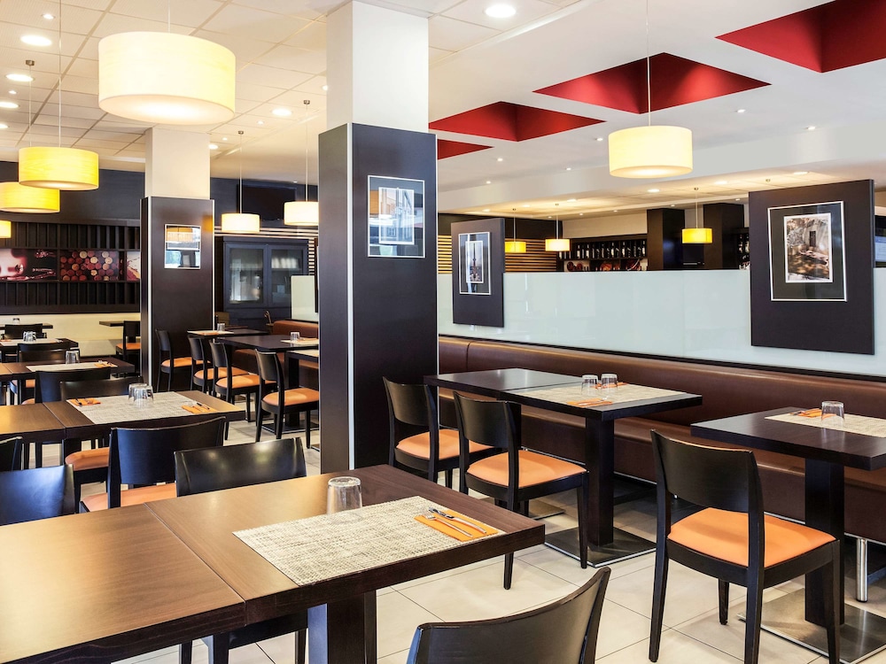 IBIS BARCELONA RIPOLLET 47/72