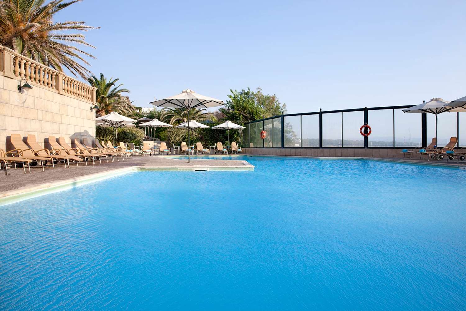 Ramada by Wyndham, Athens Club Attica Riviera 23/45