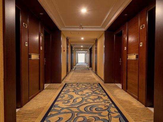 Li Jing Hotel 16/23
