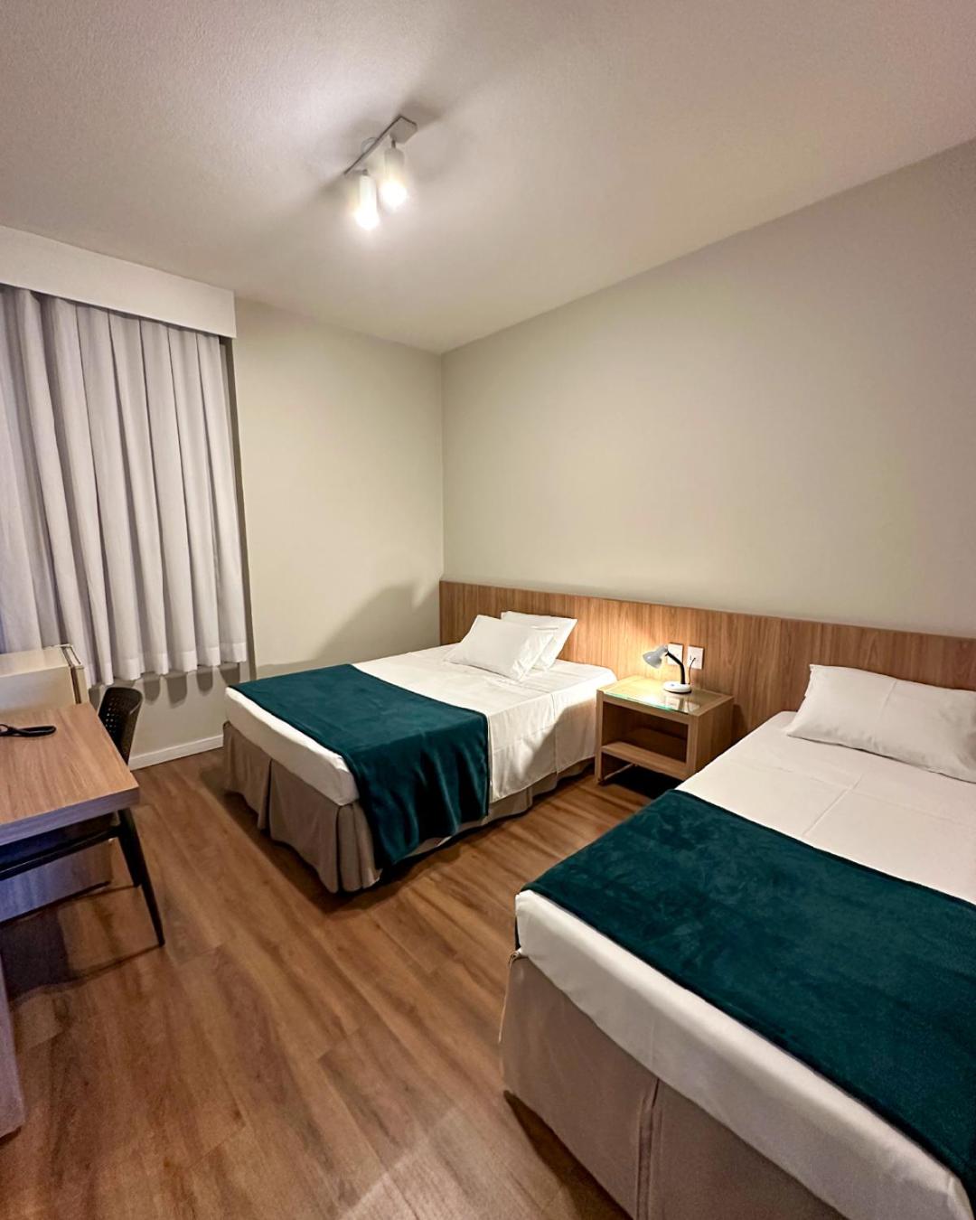 Real Hotel 6/30