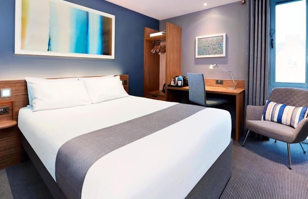Travelodge Plus - Dublin City Centre 13/53