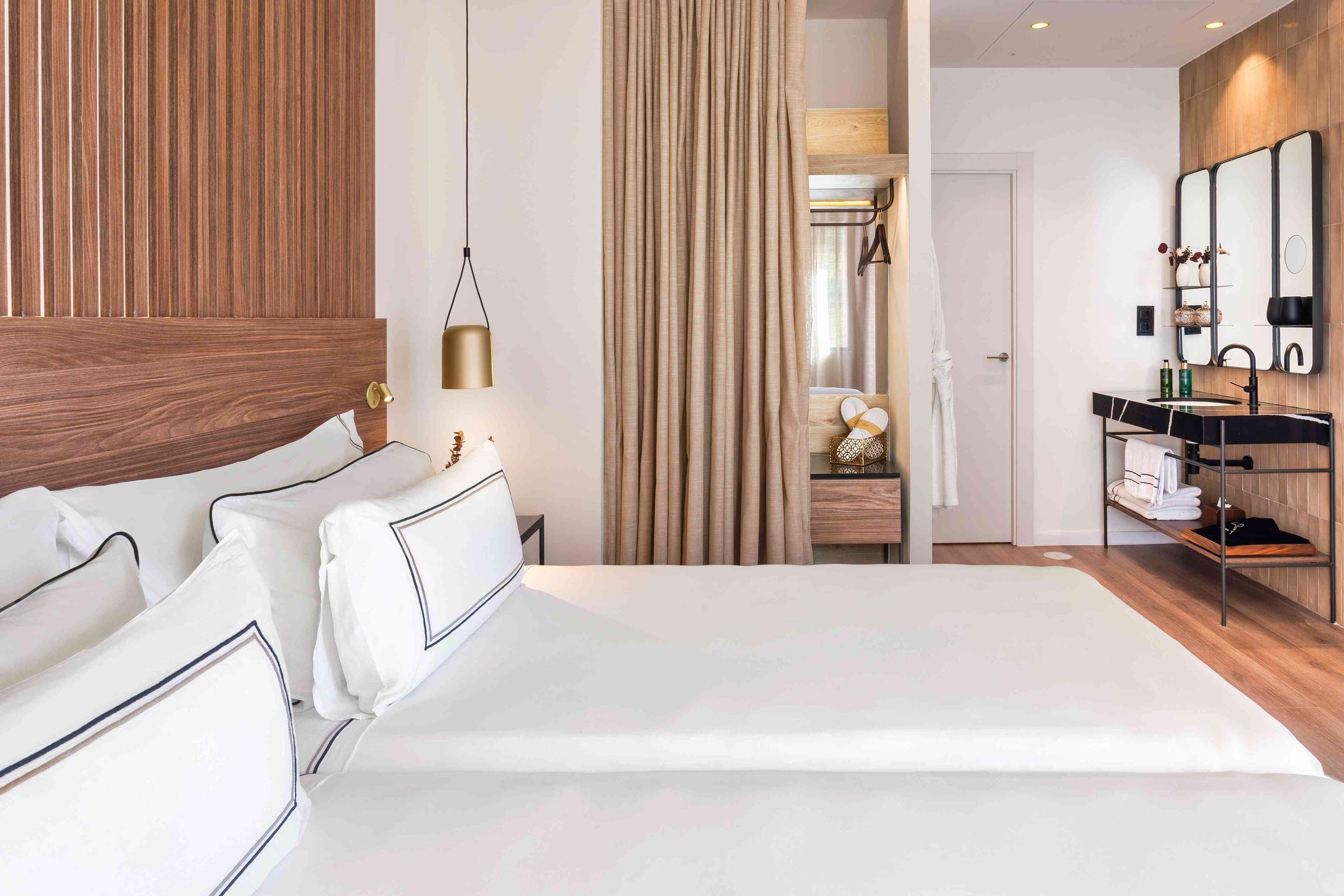The Level, Suite, Single, Terrace