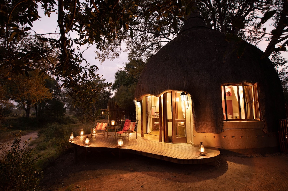 Hoyo-Hoyo Tsonga Lodge 63/68
