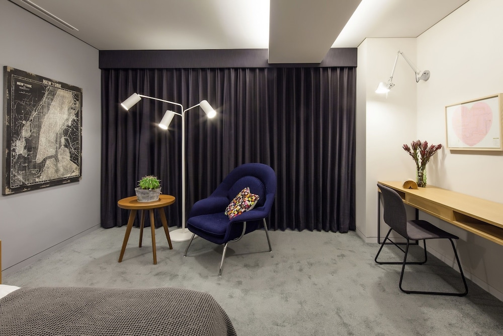 Hotel Denim 33/50