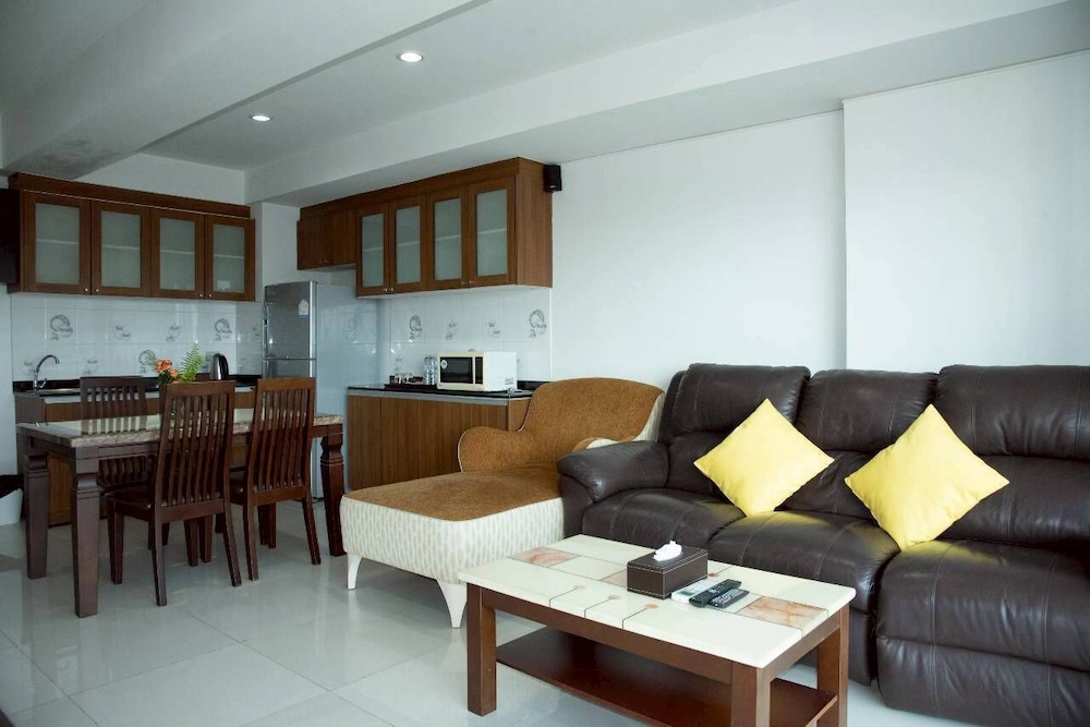 Valhalla Hotel Pattaya 54/75