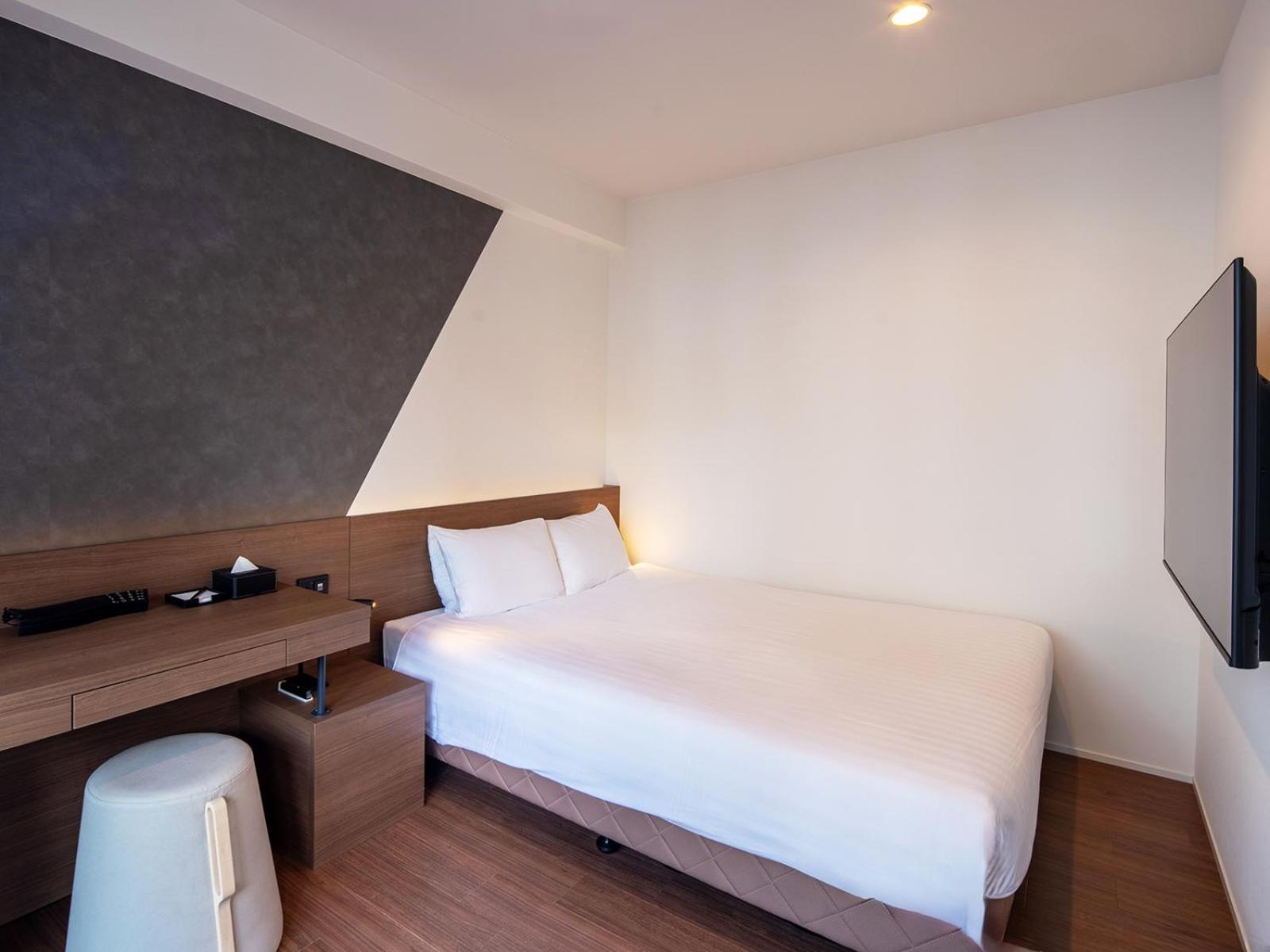Roof Top, Deluxe, Double Bed, Balcony, North Wing