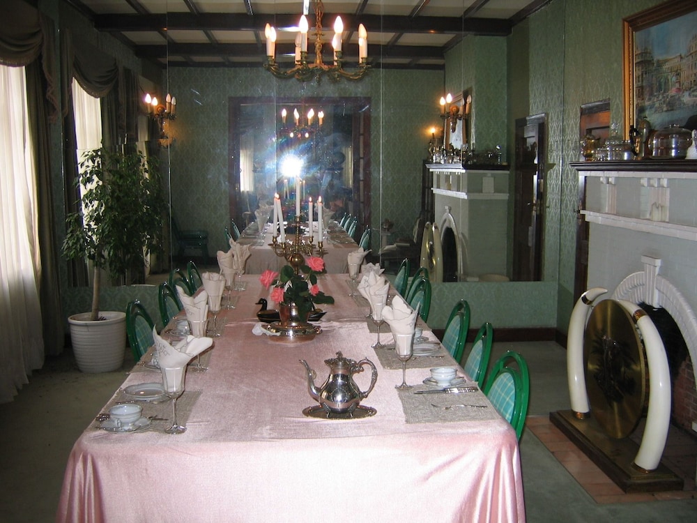 Villa Victoria Executive Guest House 14/26