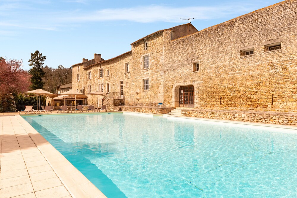 Chateau de Perigny, The Originals Relais 27/36