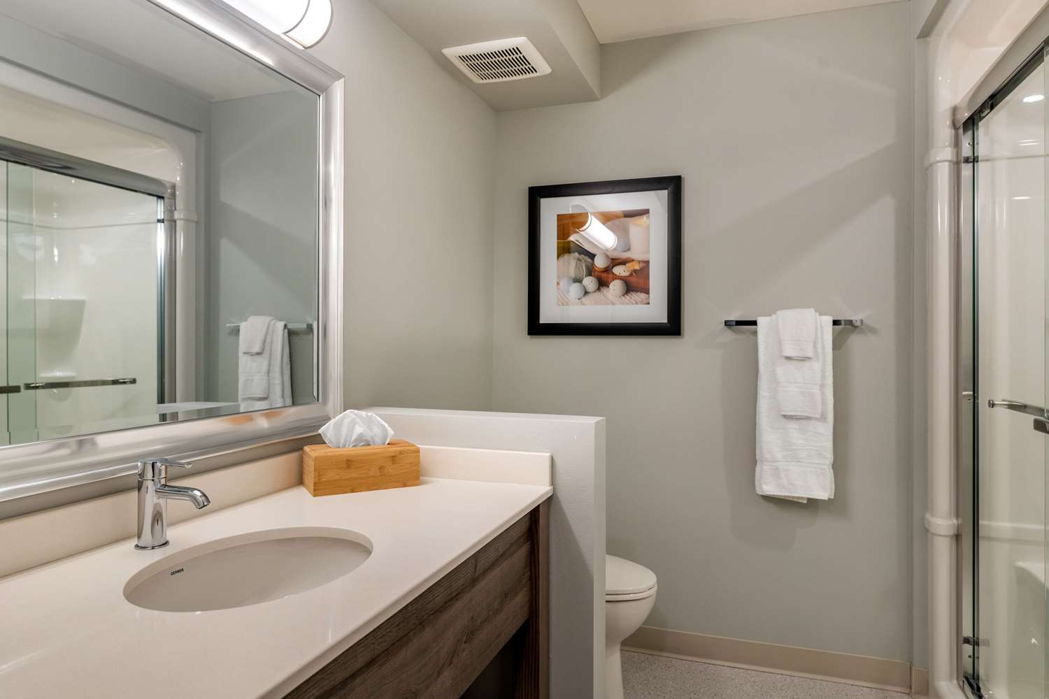 Amsterdam Inn & Suites, an Ascend Collection Hotel 28/28