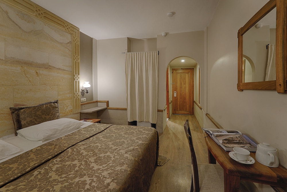 Heybe Hotel 16/50