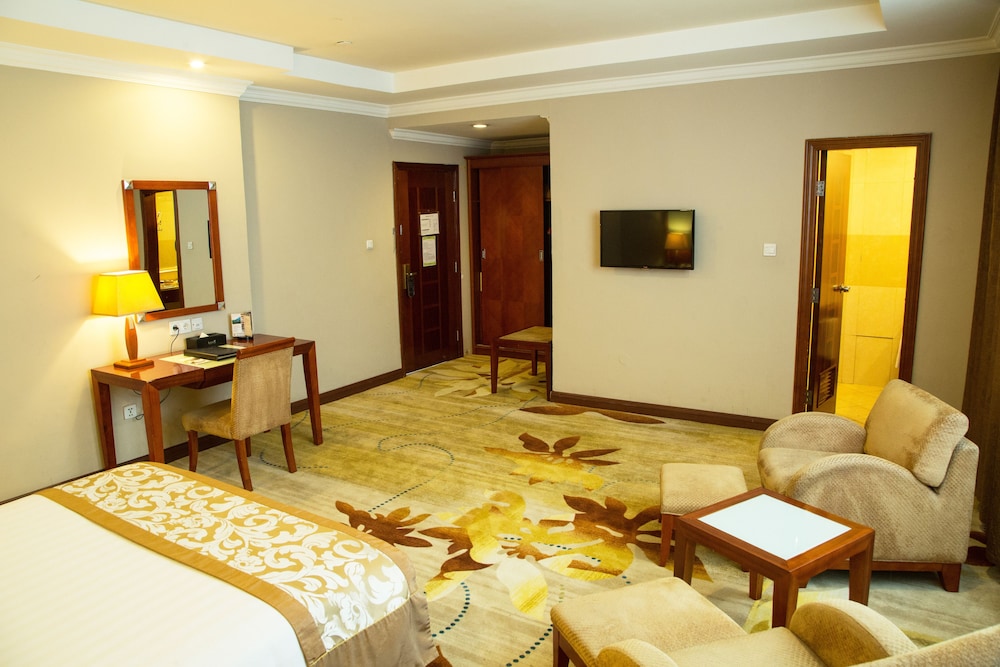 Jupiter International Hotel Cazanchise 11/66