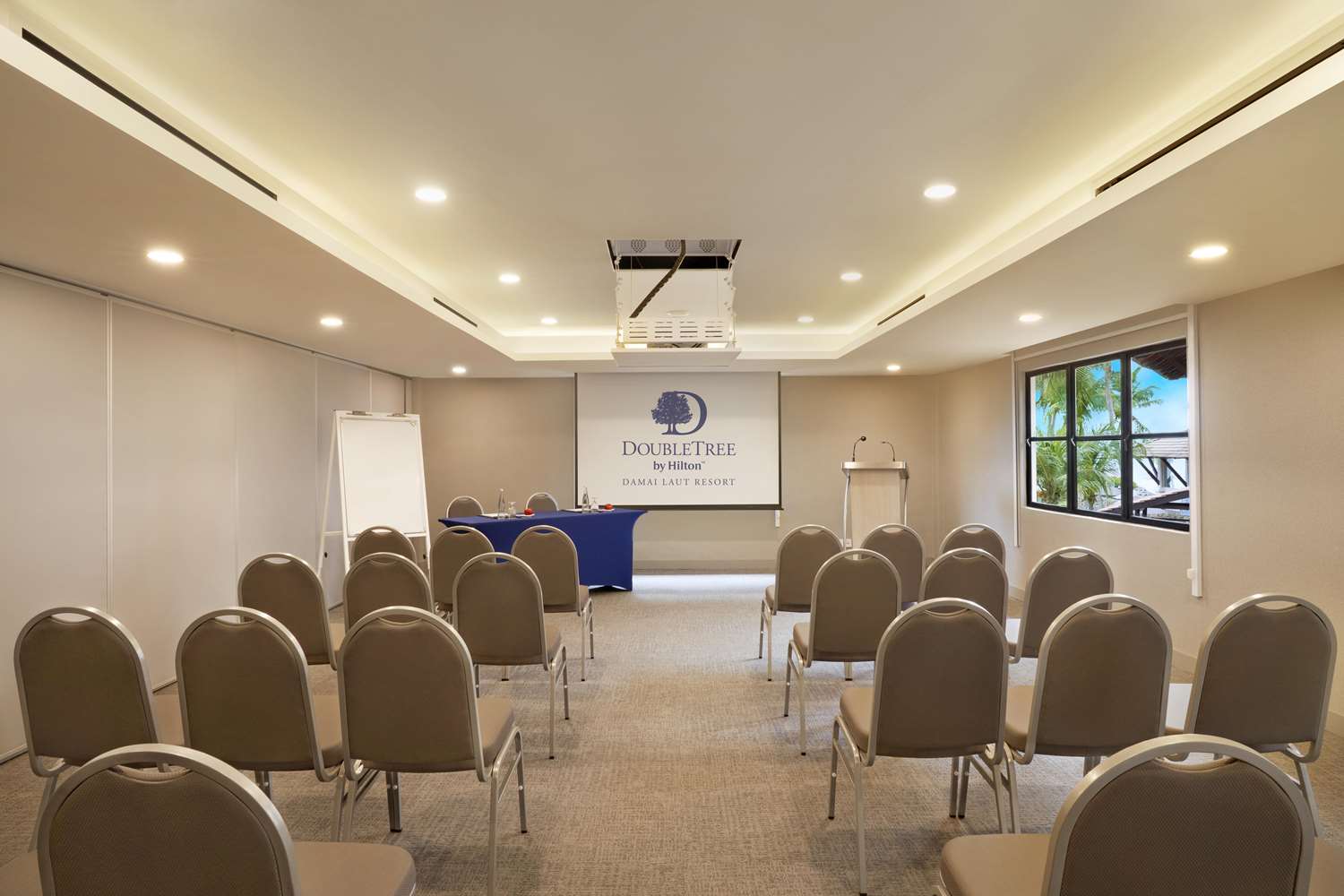 DoubleTree by Hilton Damai Laut Resort 20/29