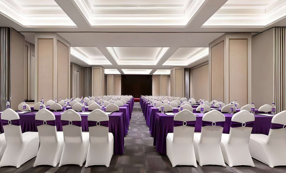 Mercure Chengdu Jinniu Wanda Plaza 55/60