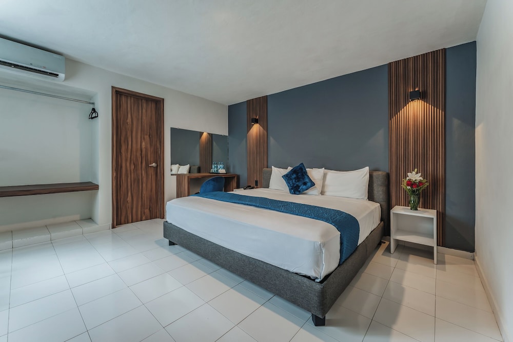 Hotel Casa Nova 12/50