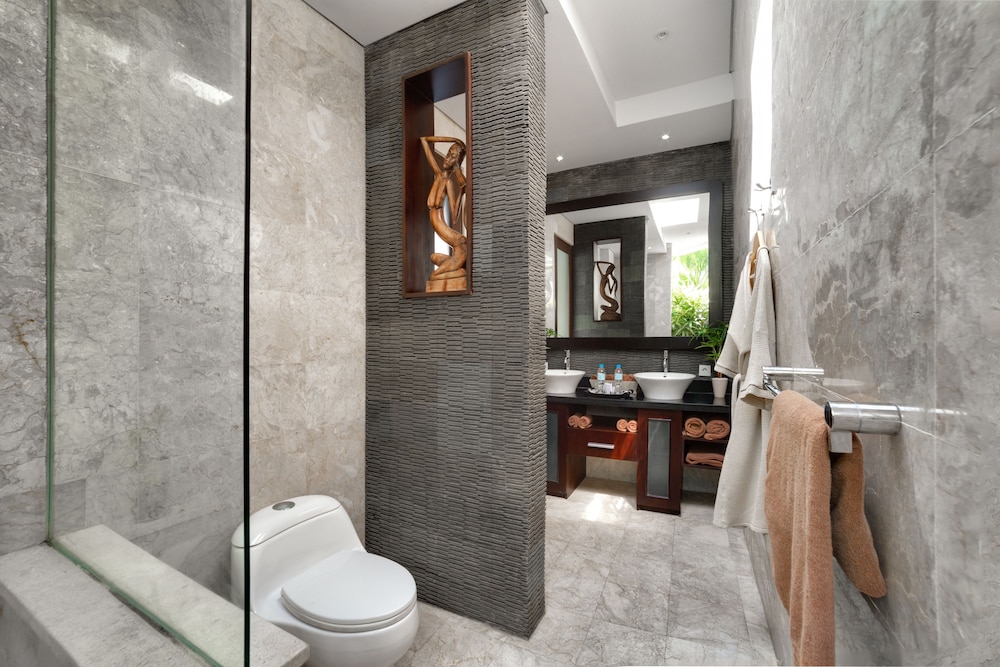 D&amp;G Villas Tanjung Benoa 45/50