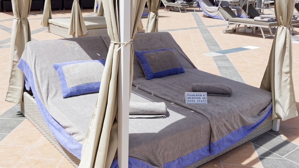 Idyll Suites - Adults Only 23/54