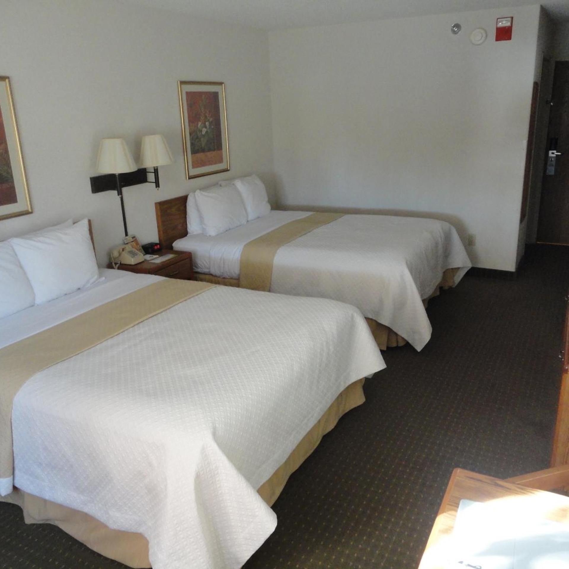 Days Inn By Wyndham Rapid City 9/39