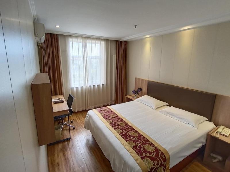 GreenTree Inn Beijing Fangshan Liangxiang Suzhuang Express Hotel 11/35