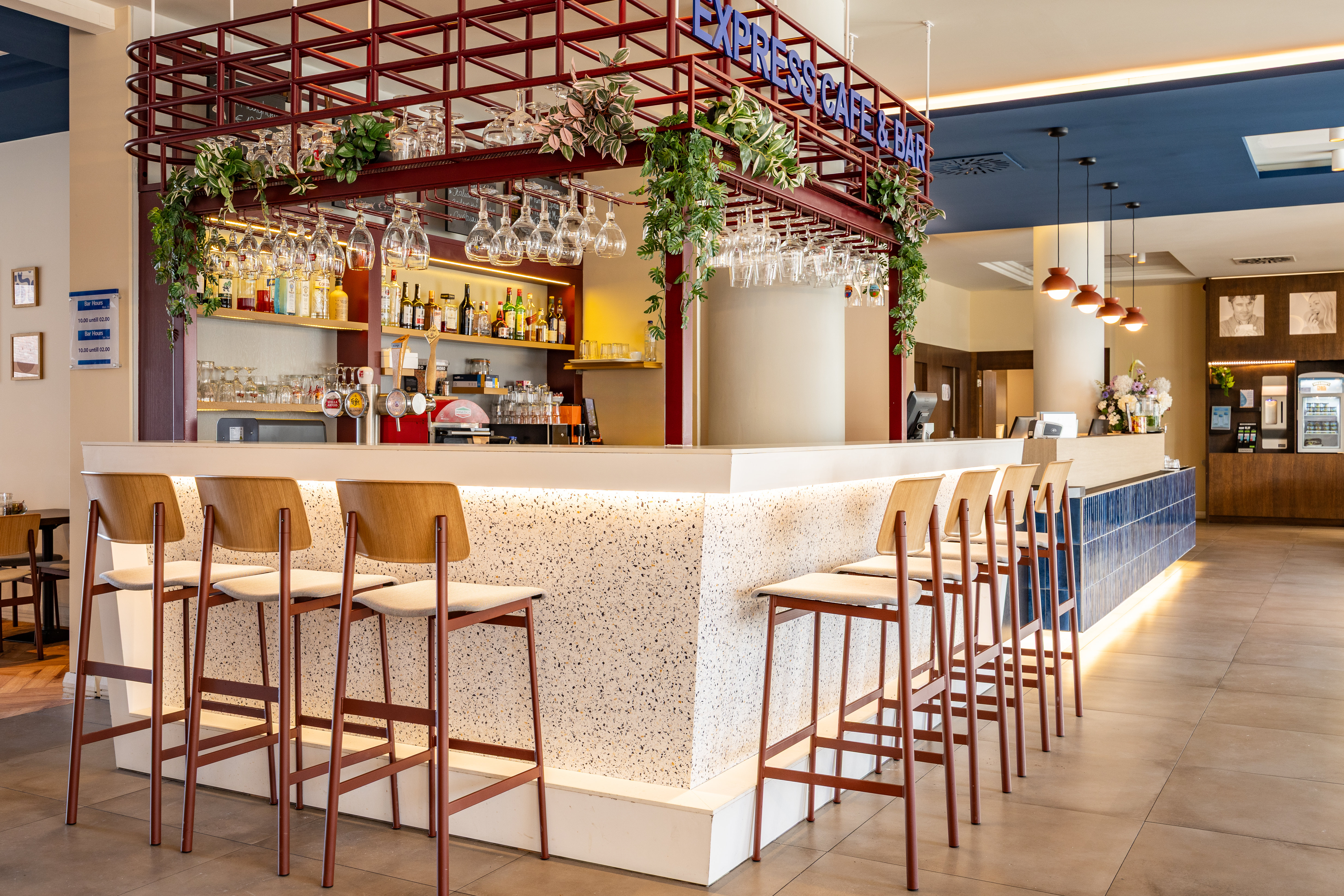 Holiday Inn Express Antwerp City North 58/76