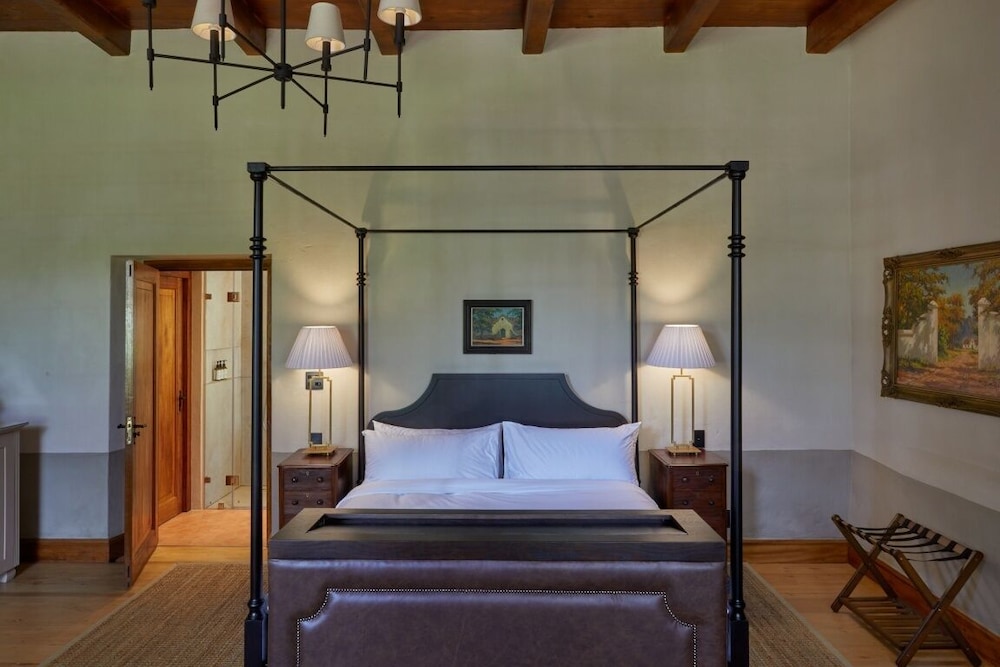 MANOR, DELUXE, HOUSE