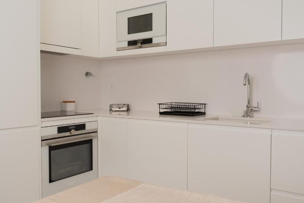 Metier Boutique Hotel 76/76