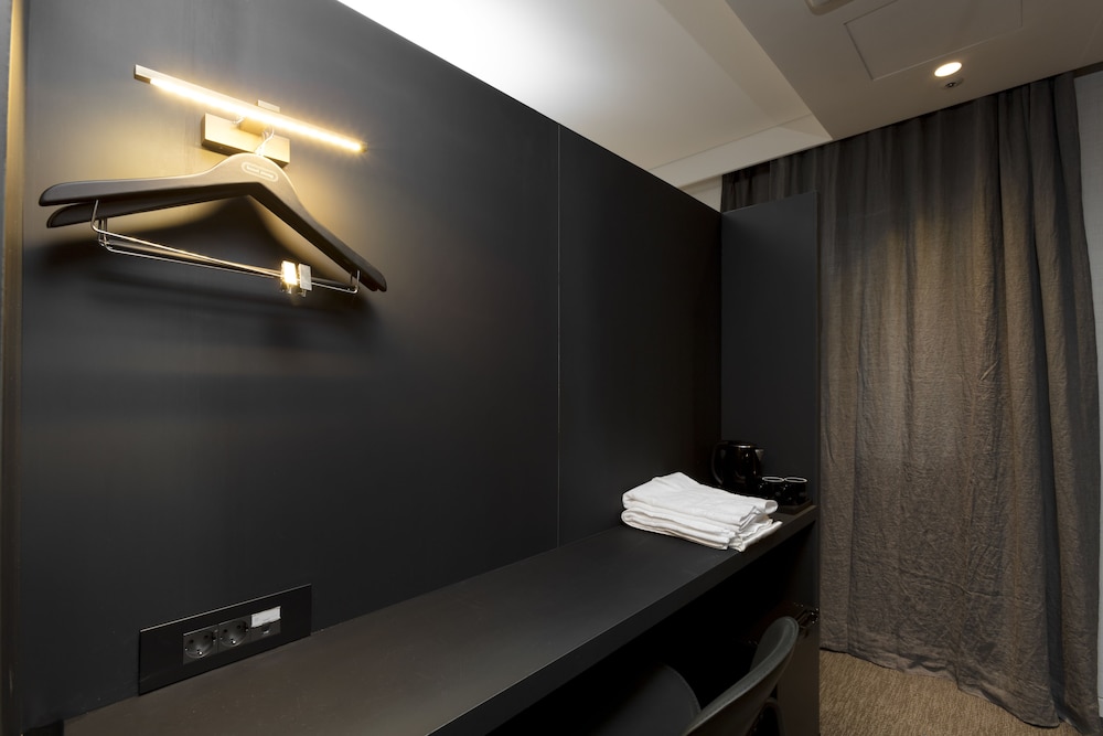 Hotel Lemong 12/48