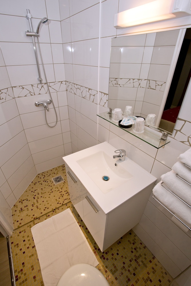 Huni Hotel 29/32