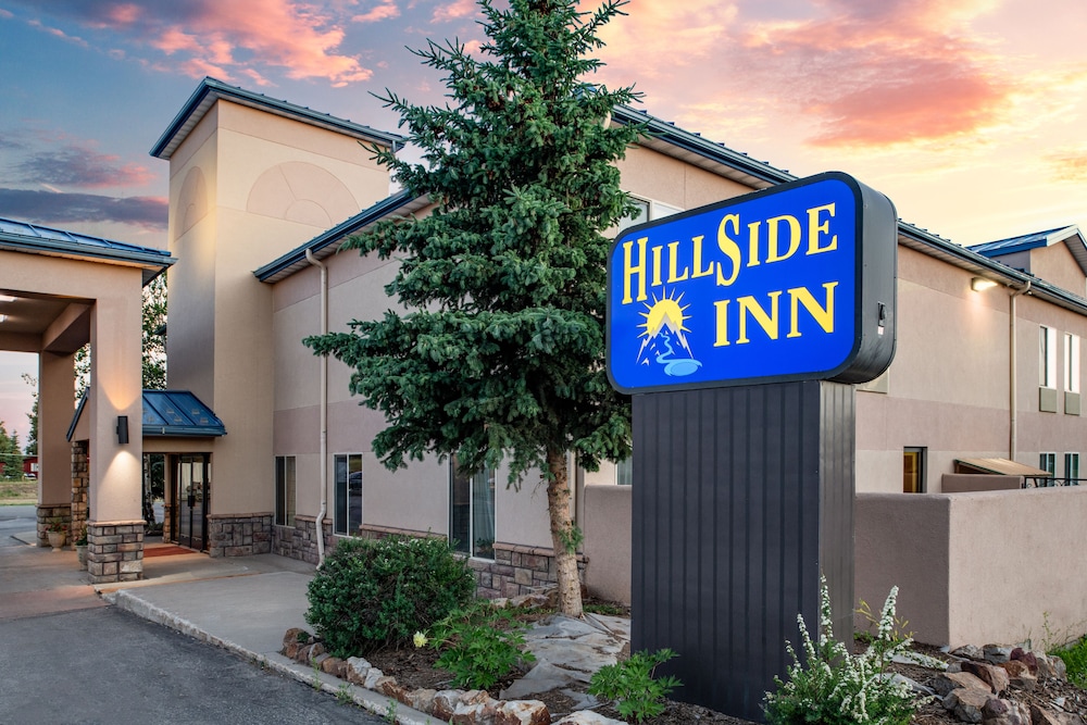 Hillside Inn 4/45