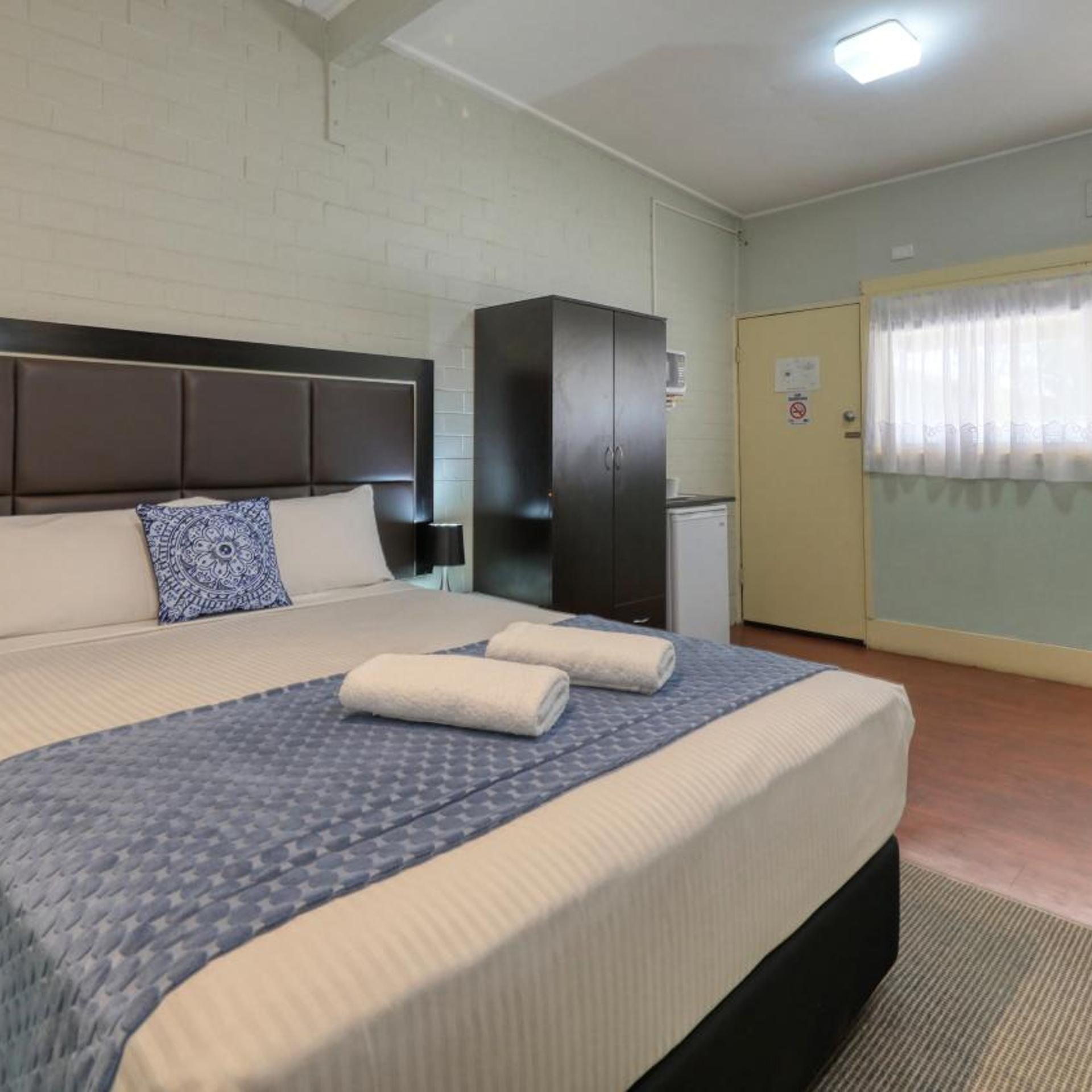 ROSE CITY MOTOR INN 14/39