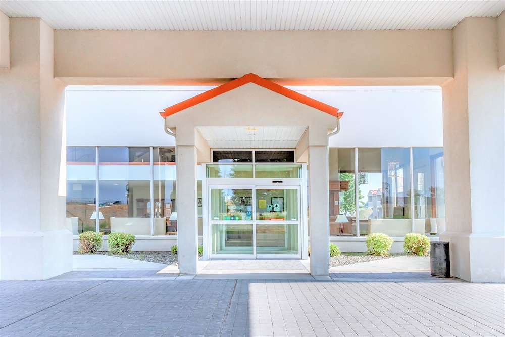 Holiday Inn Ontario 21/61