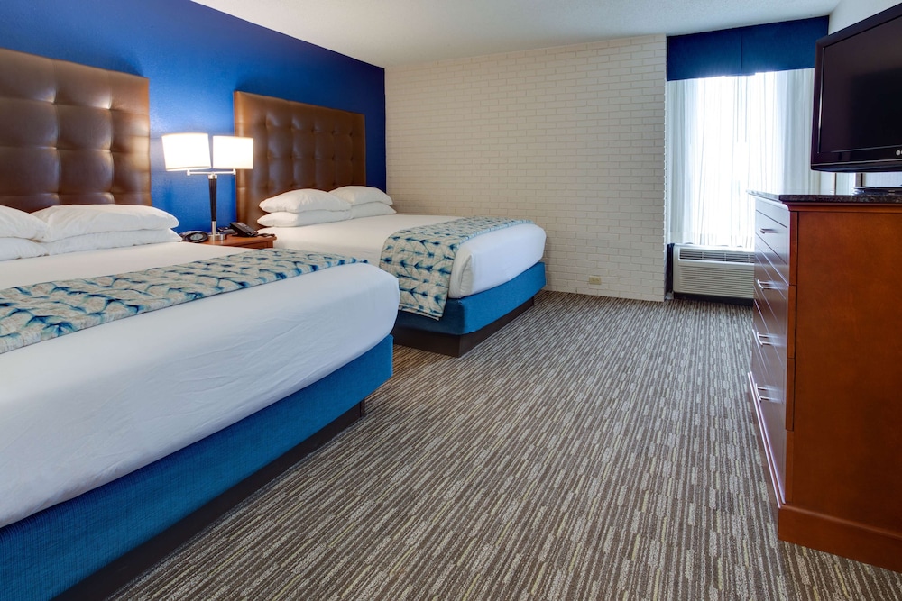 2 ROOMS, SUITE, 2 QUEEN BEDS, SOFA