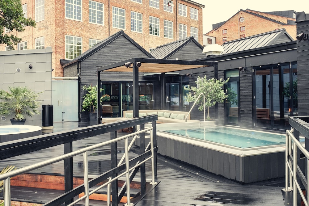 Naas Fabriker Hotell Och Restaurang 4/50