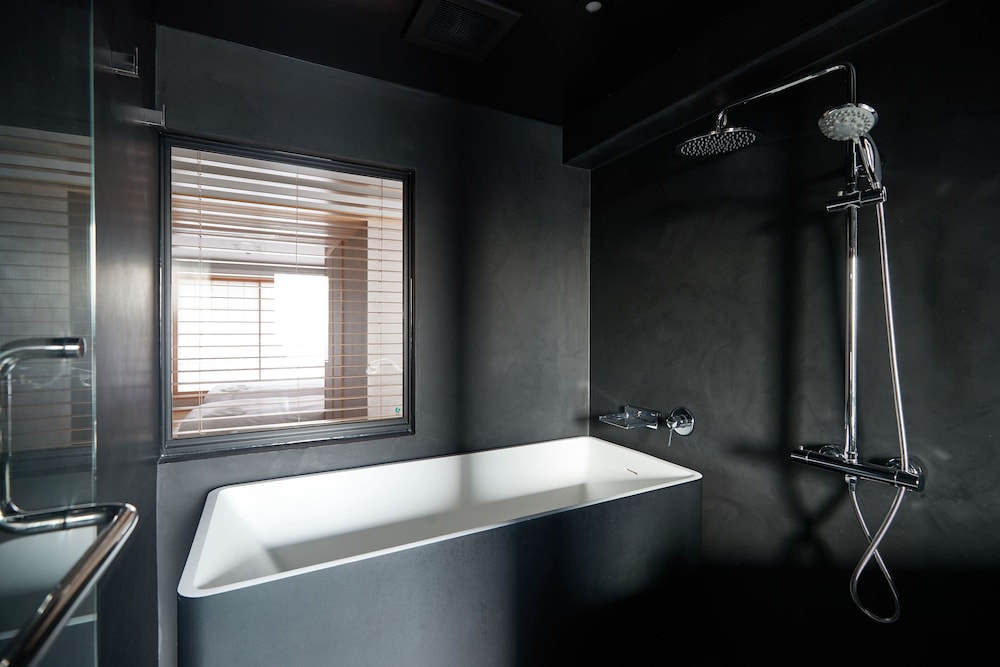Kamakura Hotel 48/50