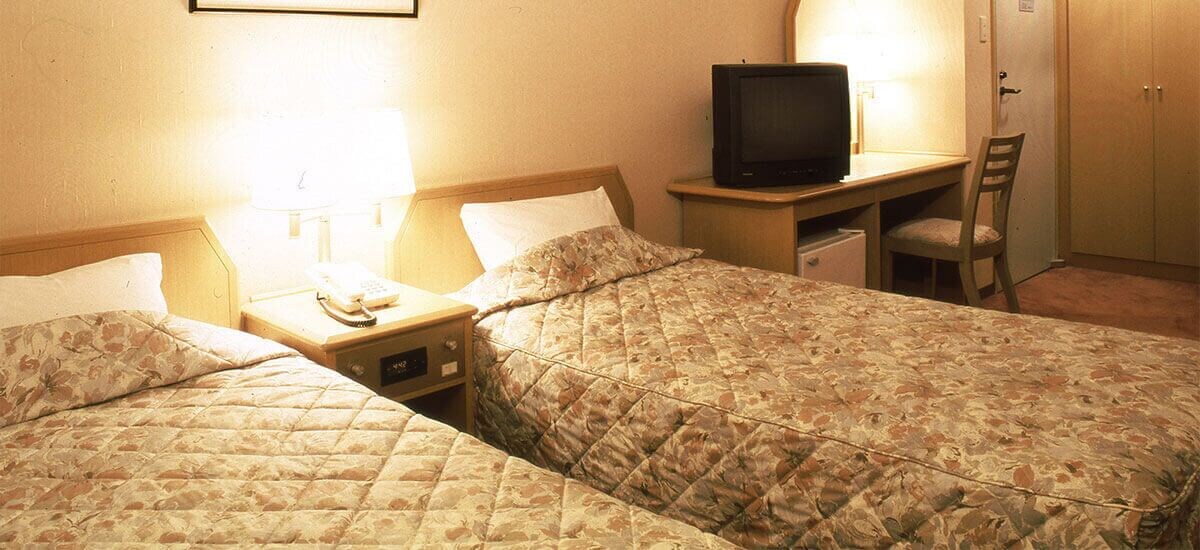 BASIC, TWIN BEDS