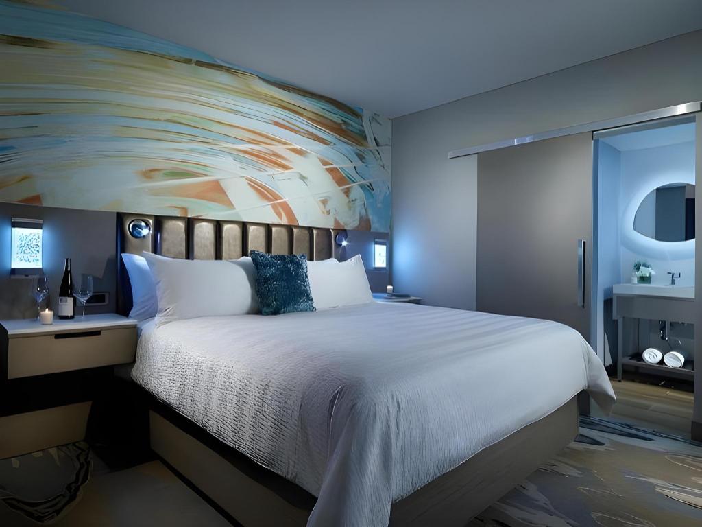 1 Bedroom, Royal, Rock, Suite, Ocean Front