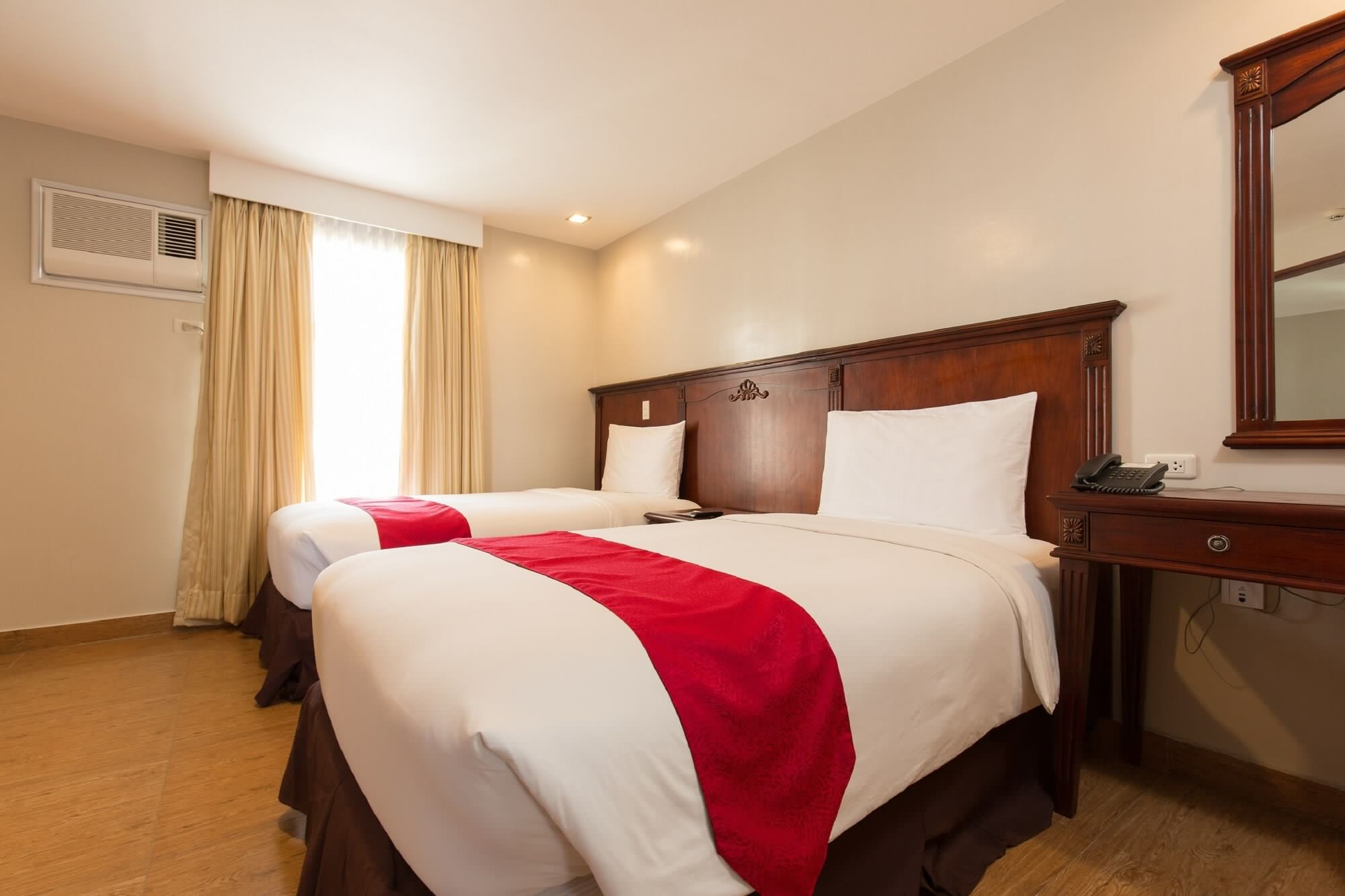 JUNIOR SUITE, TWIN BEDS
