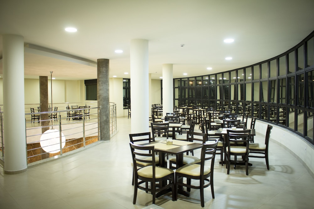 Minas Platinum Hotel & Convention 47/58