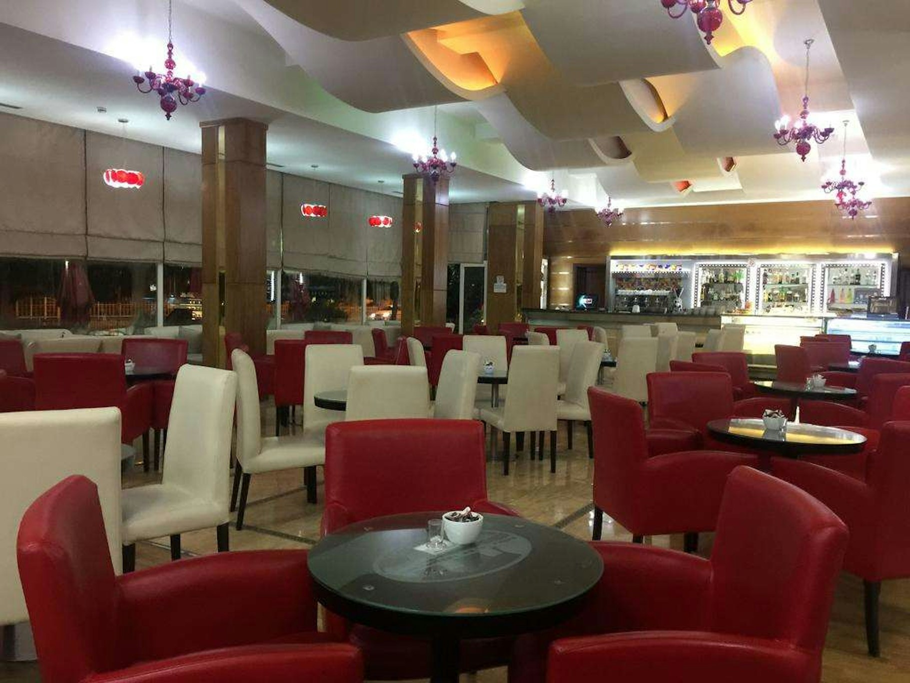 Rozafa Hotel 32/34