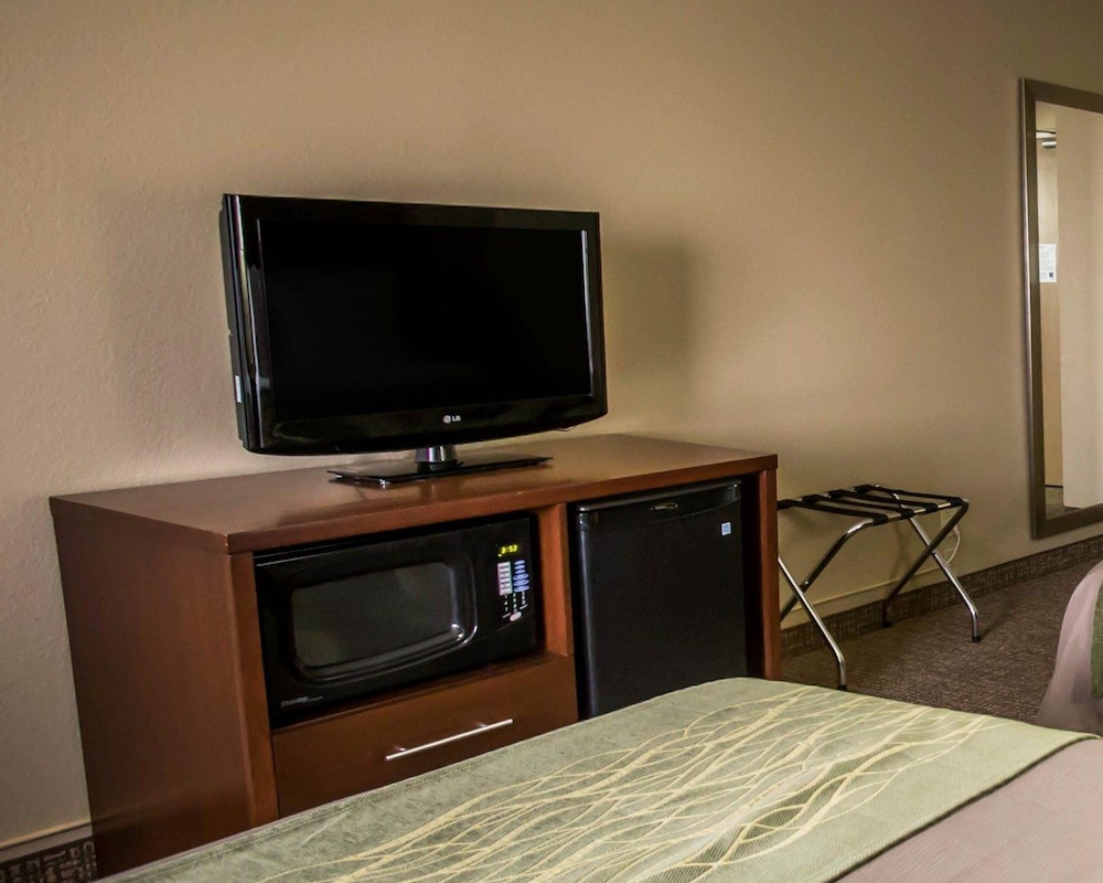 Comfort Inn Morris I-80 23/43