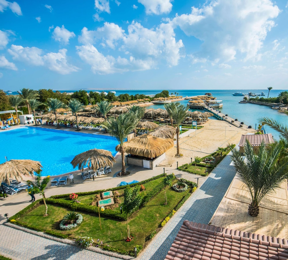 SUNRISE Aqua Joy Resort 60/64
