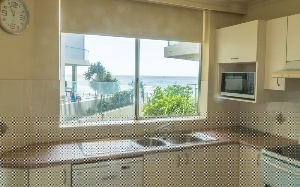 FORESHORE BEACHFRONT APARTMENTS 44/66