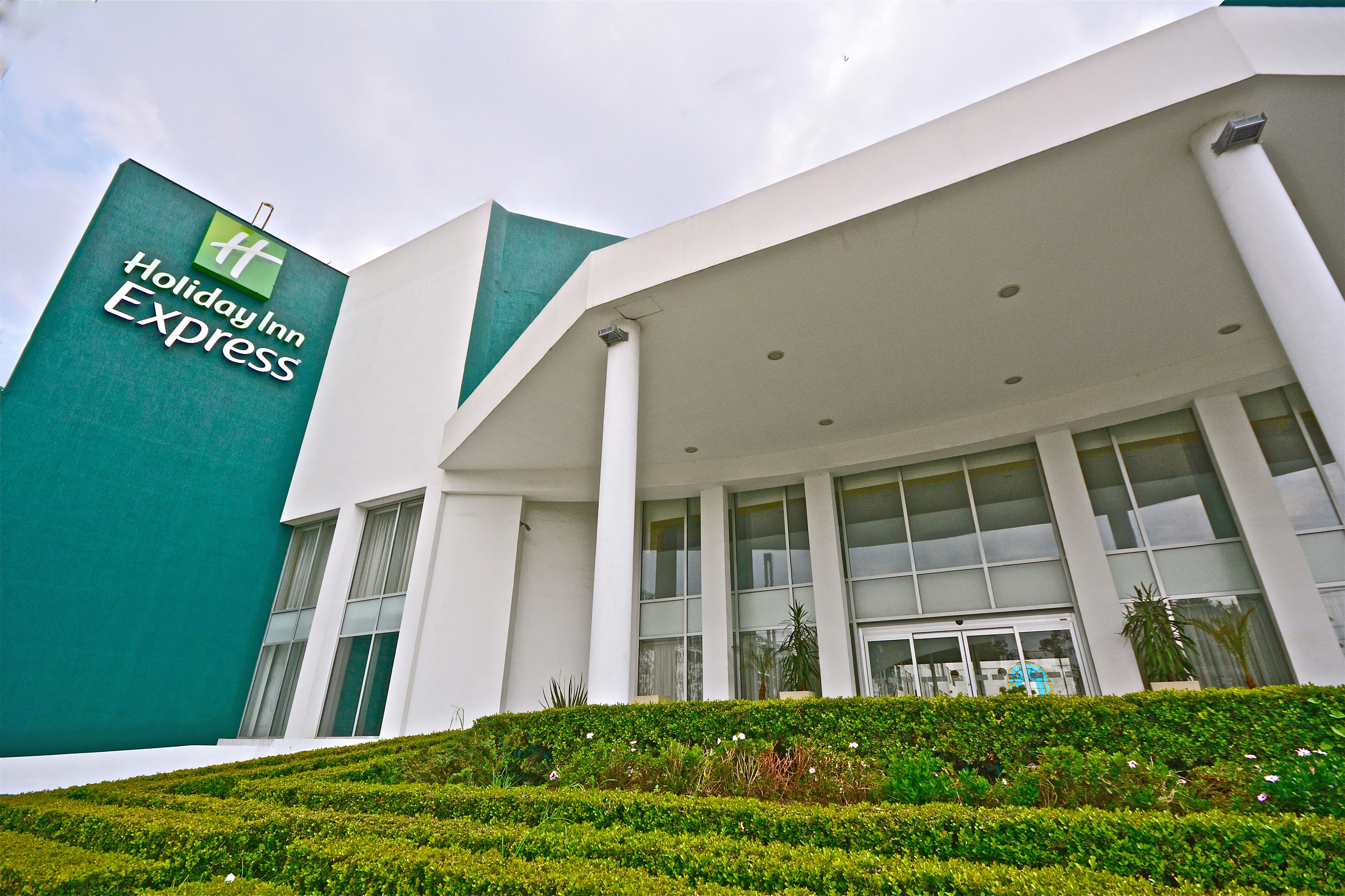 Holiday Inn Express Toluca 3/48