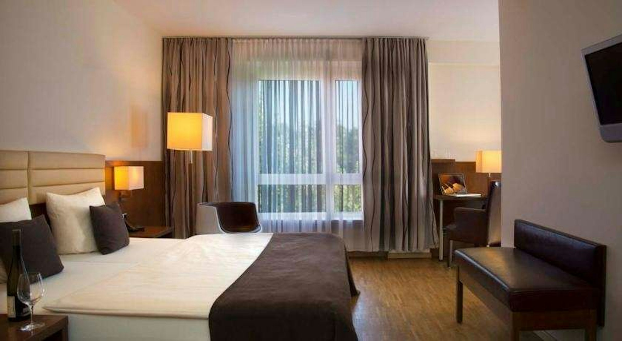 Hotel Simon Plaza 2/10