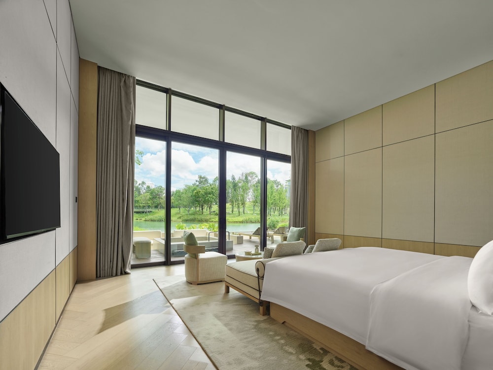 Banyan Tree Dongguan Songshan Lake 8/60